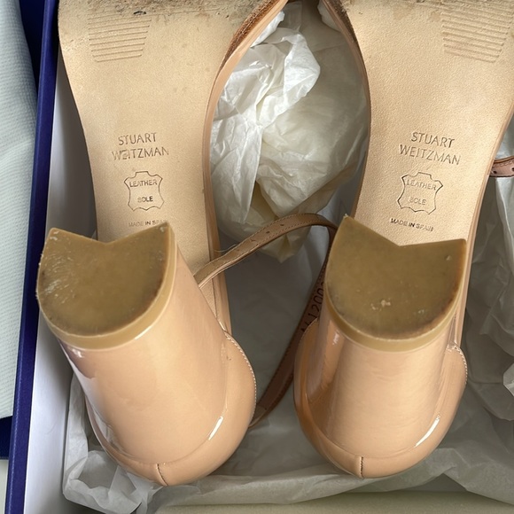 Stuart Weitzman Nearlynude strap sandal patent leather - Picture 11 of 11